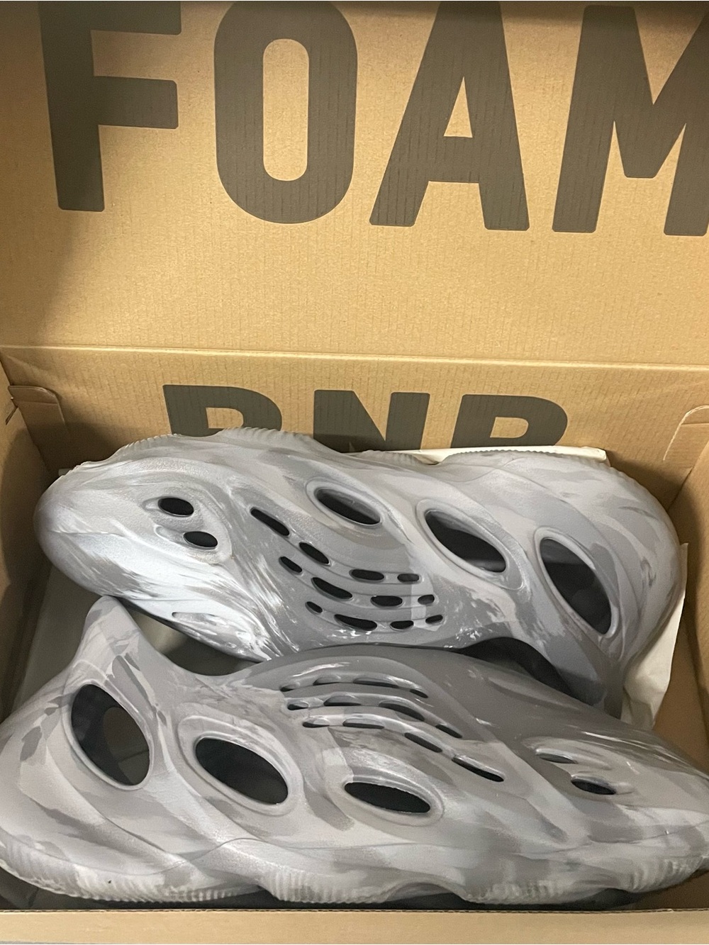 Yeezy Foam Runners in Grey Marble size 9 men’s